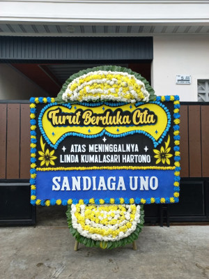 Papan Bunga Duka di Kanggime
